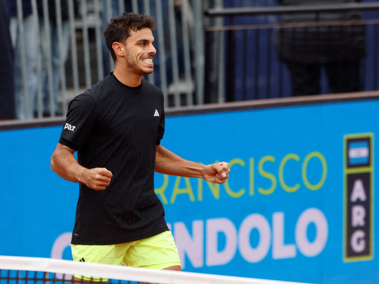 Francisco Cerúndolo le ganó a Goffin, jugará su tercera semi del año y quedó a una victoria de volver al top 20