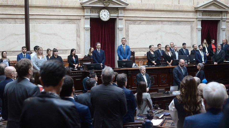 Fumata blanca entre oficialismo y oposición en el homenaje al papa Francisco | Diputados compartieron recuerdos y anécdotas del entonces cardenal Bergoglio