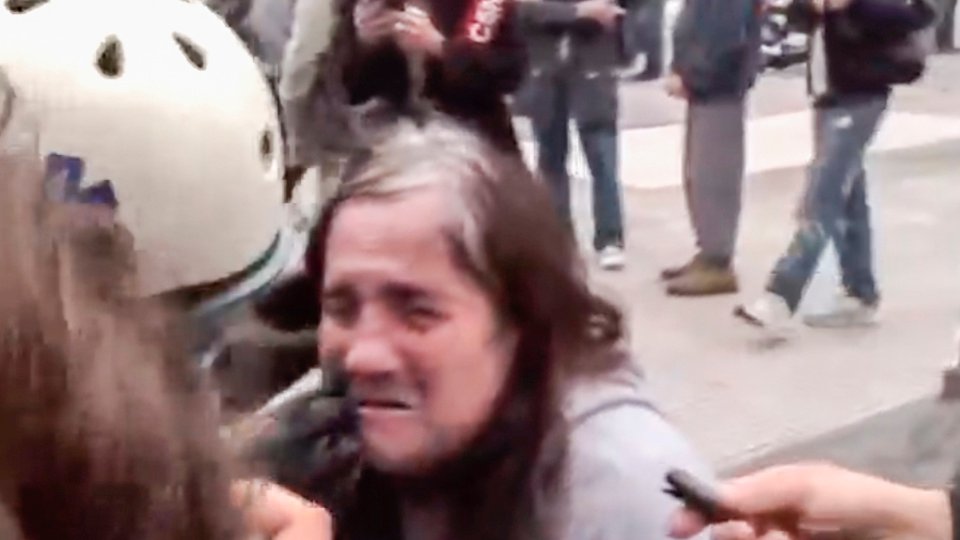 Gases y palos para los jubilados | Represión frente al Congreso