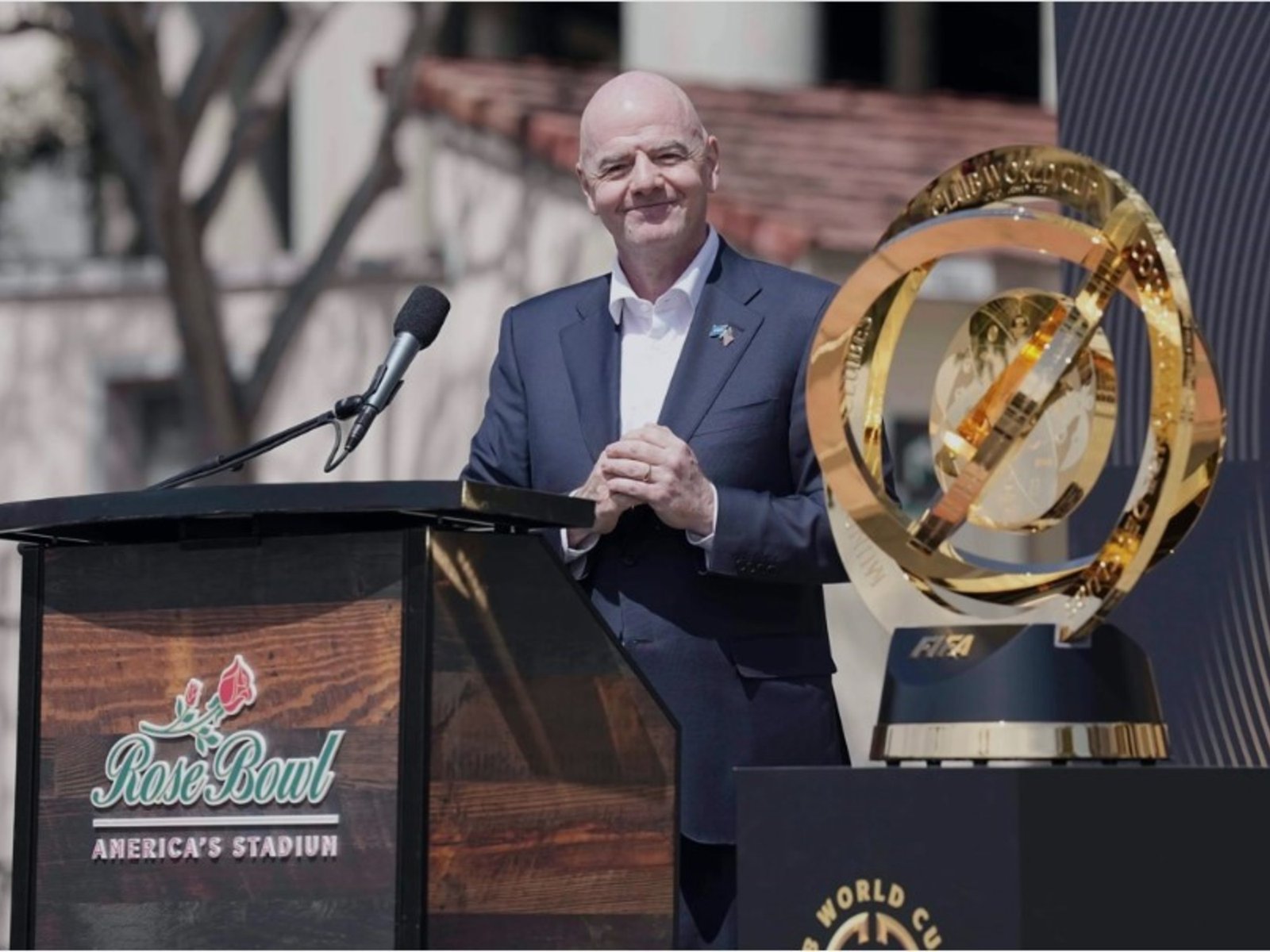 Gianni Infantino presentó el Mundial de Clubes en Pasadena y anunció que regalará 30.000 entradas por un motivo especial