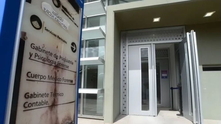 Investigan la muerte de un bebé en la meseta de Neuquén: aseguran que fue por la patada de un caballo