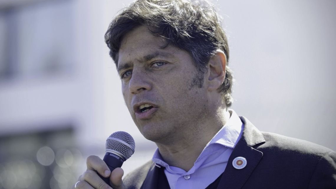 Kicillof arranca la campaña con dardos al Gobierno nacional por “500 días sin obra pública”