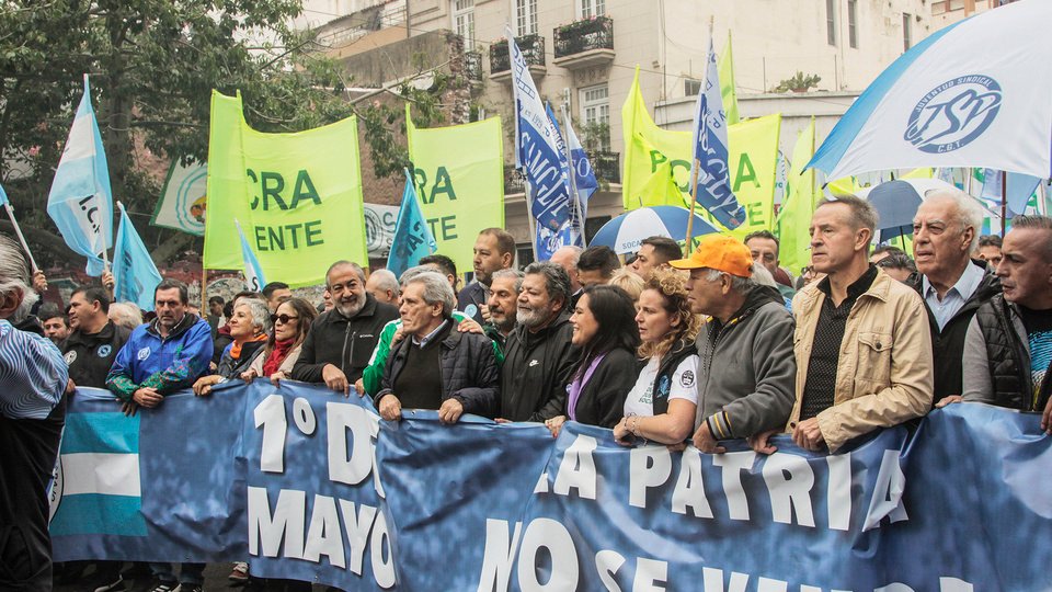 La CGT vuelve a protestar en la calle porque “el trabajo es sagrado” | Movilización en la previa al día de los y las trabajadoras