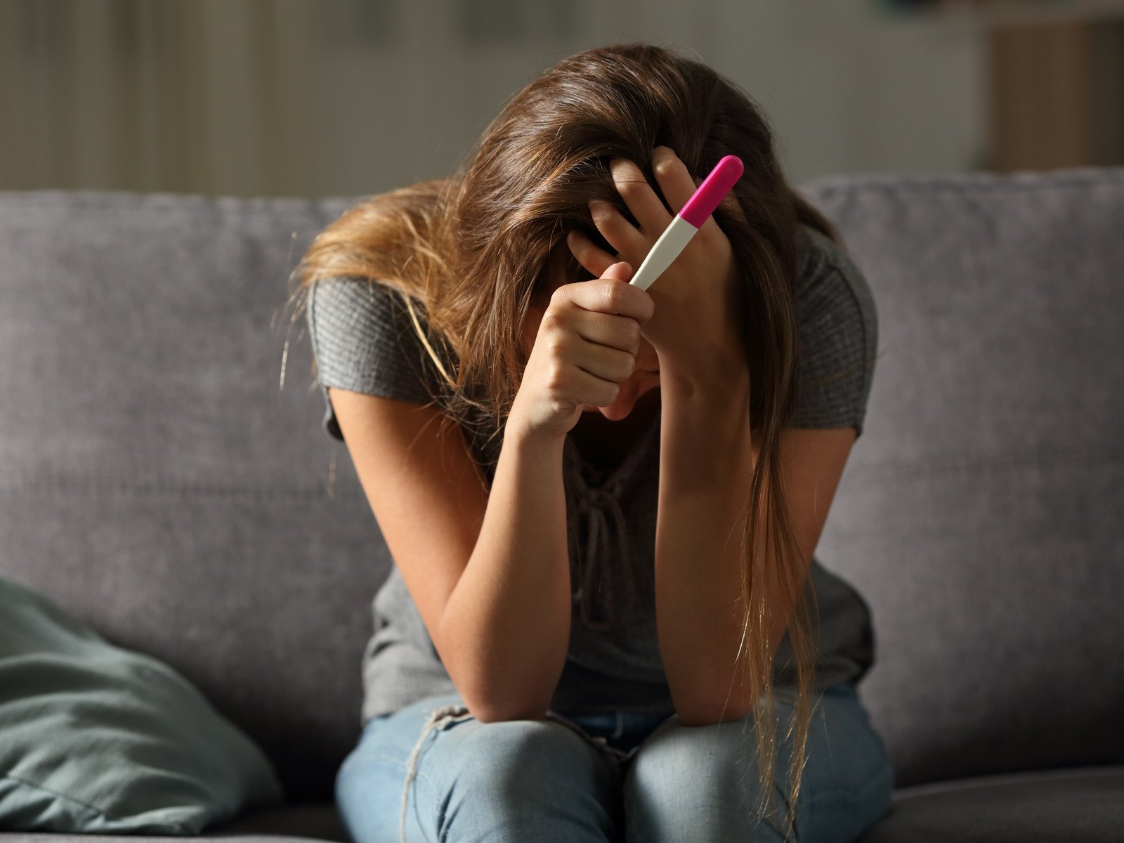 La Justicia decidirá si un plan nacional para prevenir el embarazo en la adolescencia debe seguir