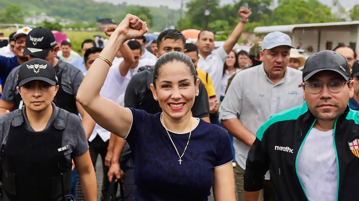 La candidata de la izquierda de Ecuador pide al Ejército que no interfiera en el escrutinio