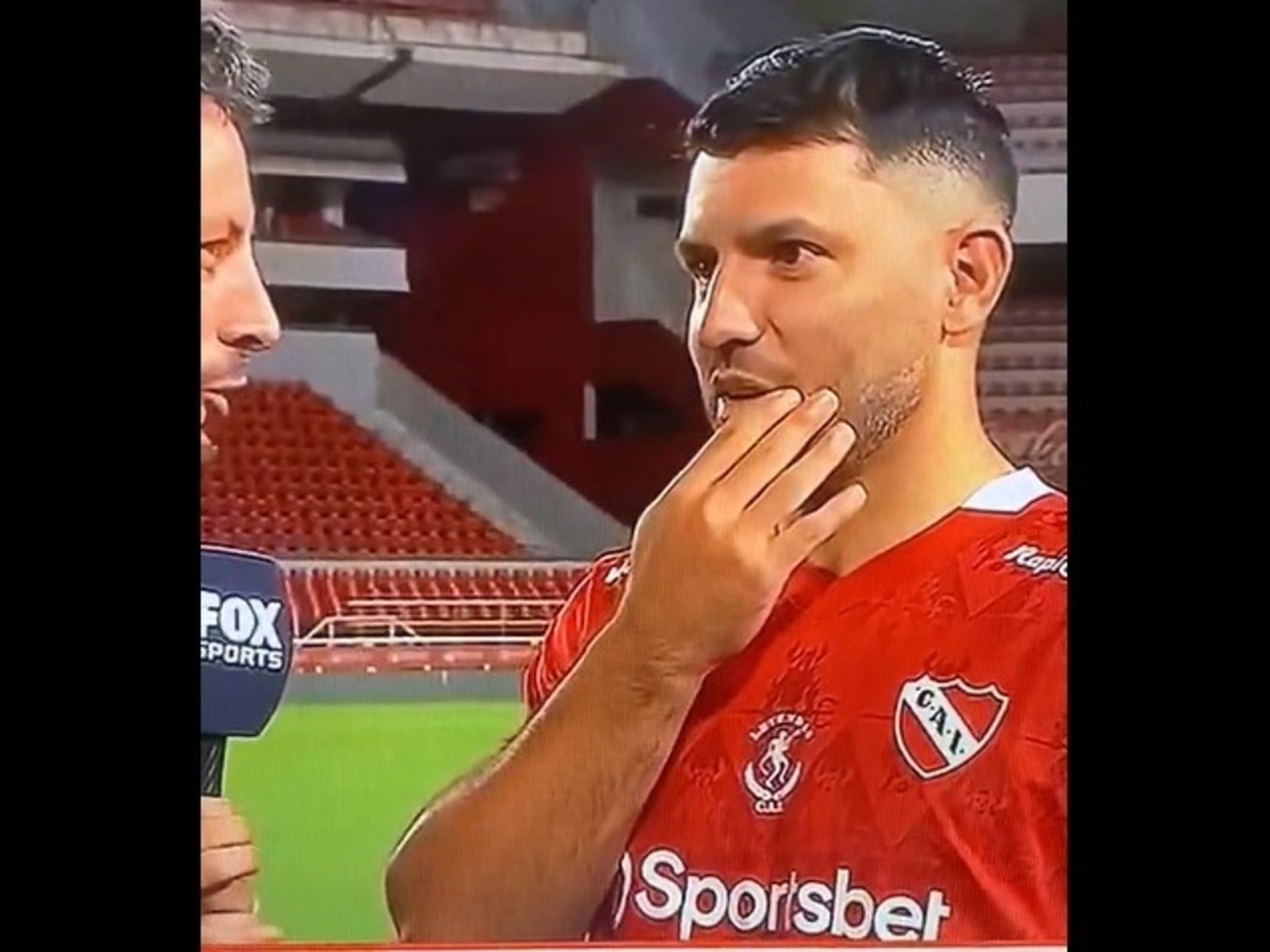 La insólita frase del Kun Agüero tras jugar en el Senior de Independiente: "Esta no es mi casa…"