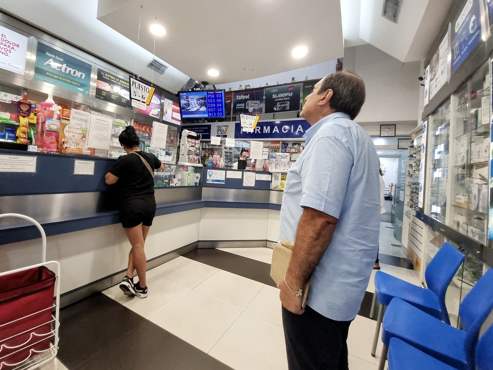Las farmacias deberán tener un QR con los precios de los medicamentos
