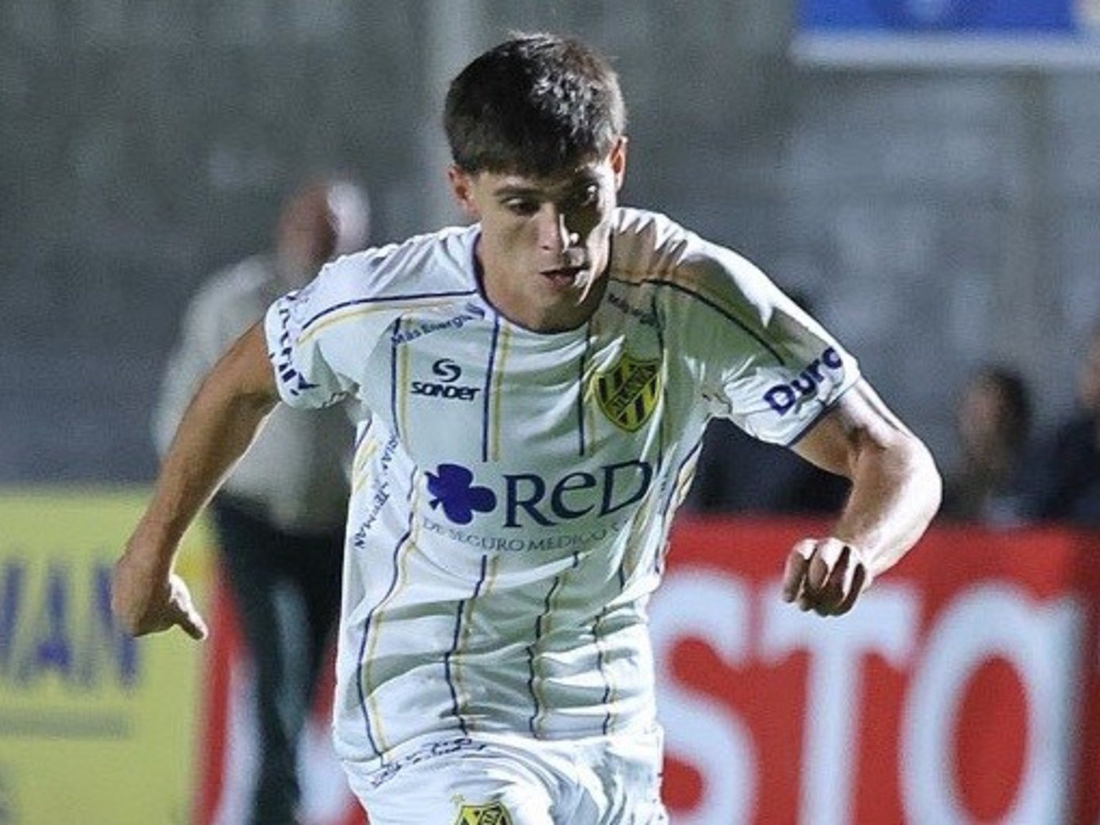 Lucas Ambrogio, futbolista de Atlanta, sufrió una descompensación diabética y fue trasladado a un hospital a horas de jugar contra Ferro