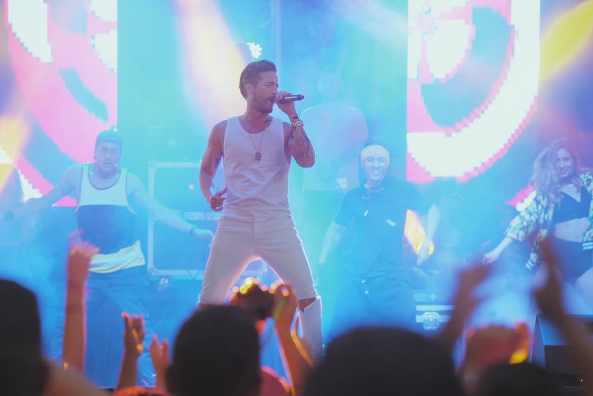 Más de 12.000 personas acuden al rodaje del último espisodio de ‘La Reina del Flow’ en Fuerteventura | Televisión