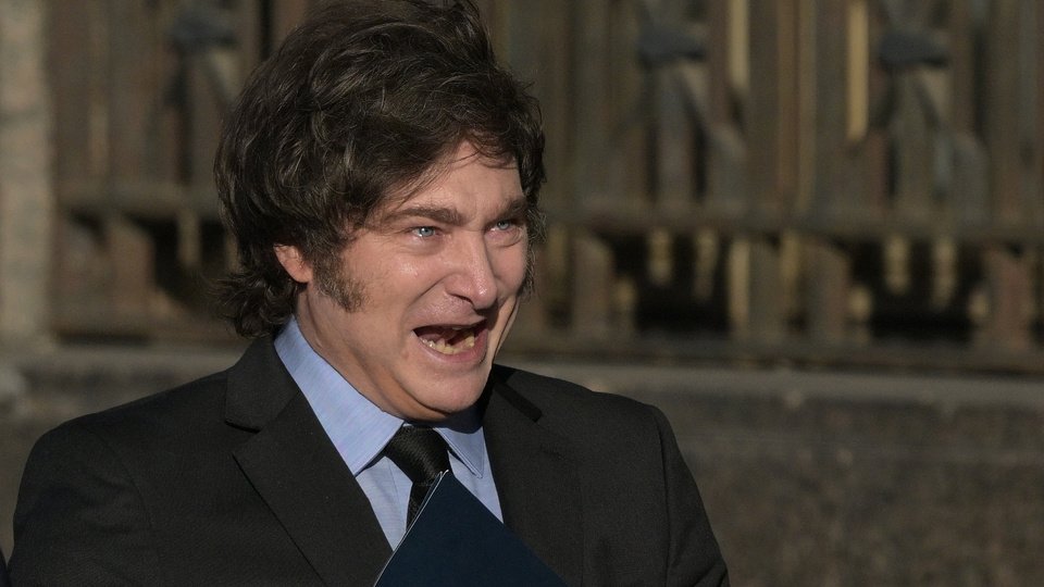 Milei anticipó que el Banco Central no comprará dólares hasta que el precio no sea de $1.000 | El Presidente juega a fondo con el sistema de bandas