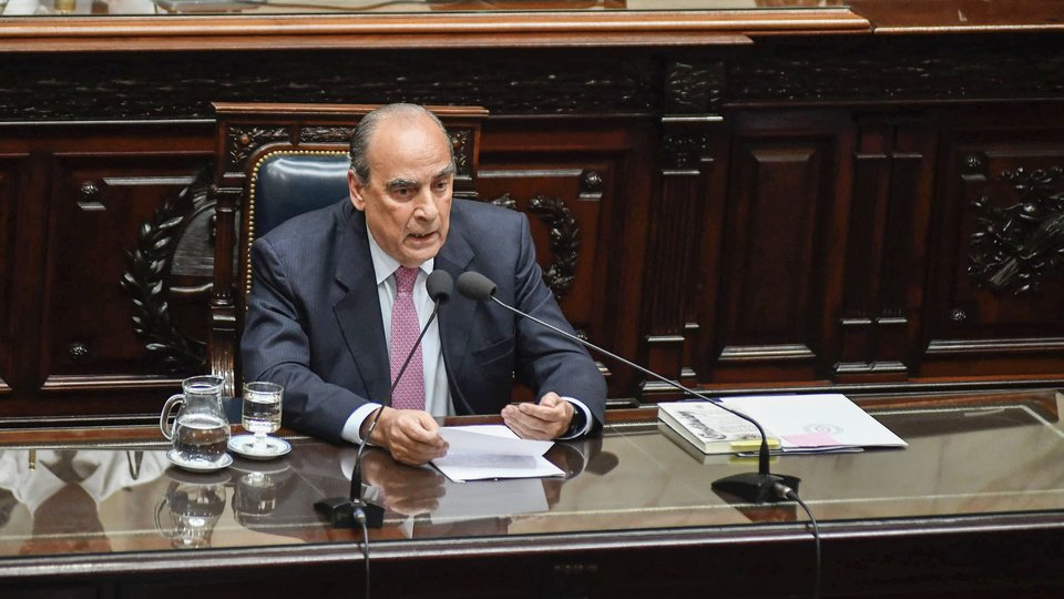 Múltiples chicanas pero ninguna respuesta | Francos fue interpelado en Diputados y evitó dar información sobre el escándalo $Libra