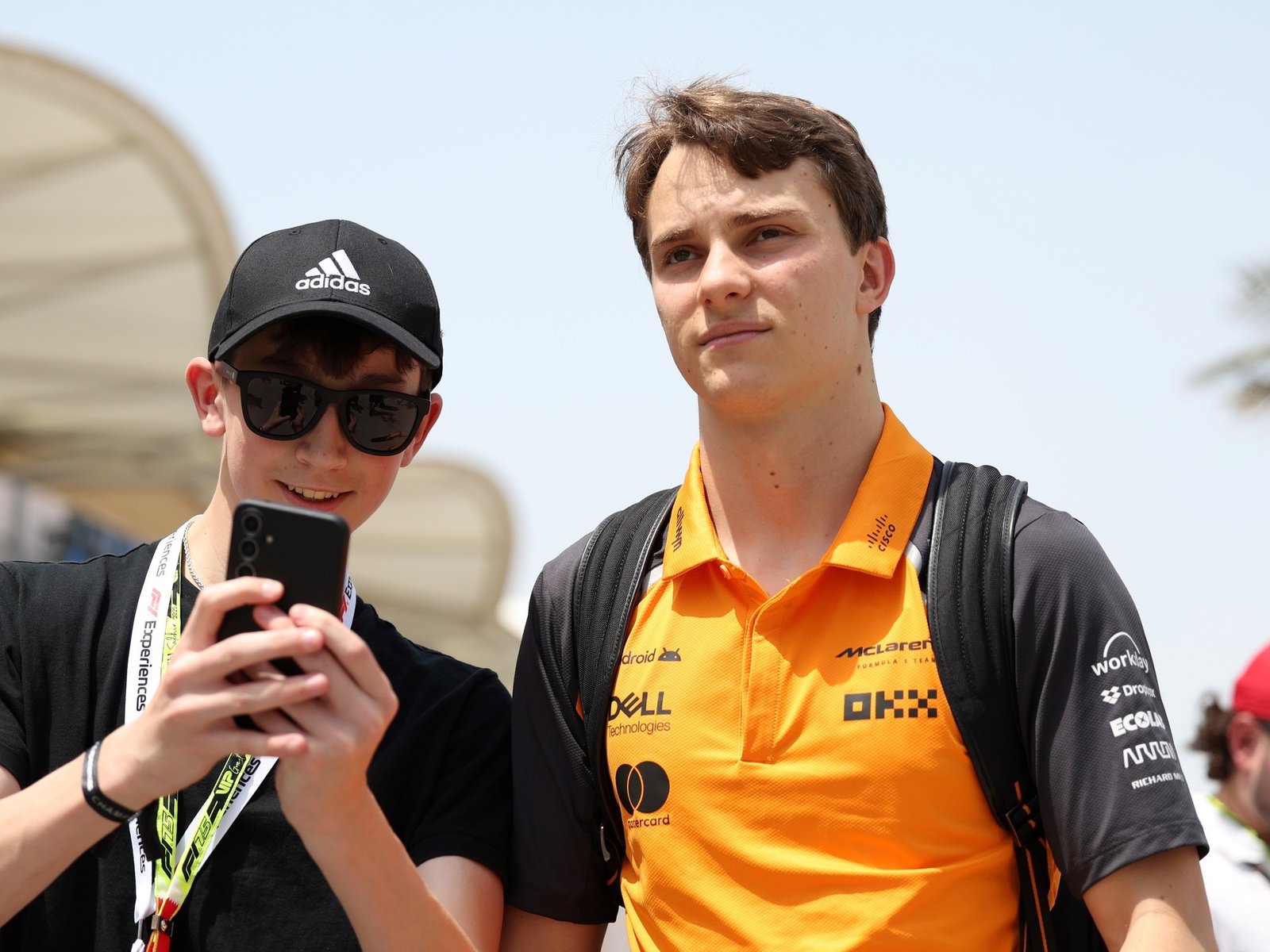 Oscar Piastri voló y McLaren se muestra insuperable