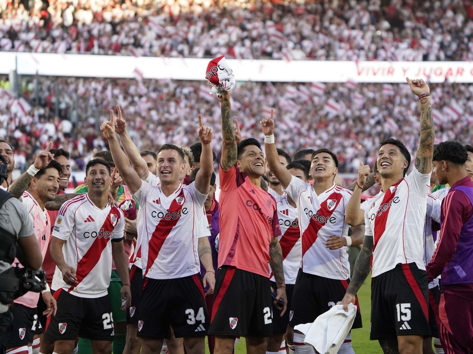 River le ganó a Boca en un Superclásico consagratorio para el ‘pibe’ Mastantuono y revitalizante para Marcelo Gallardo
