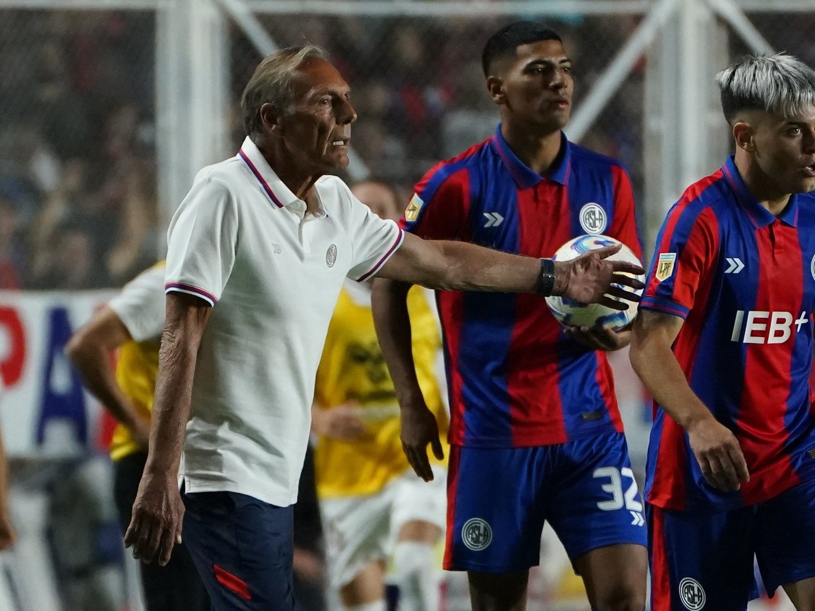 San Lorenzo vs Rosario Central, por el Torneo Apertura: minuto a minuto, en directo