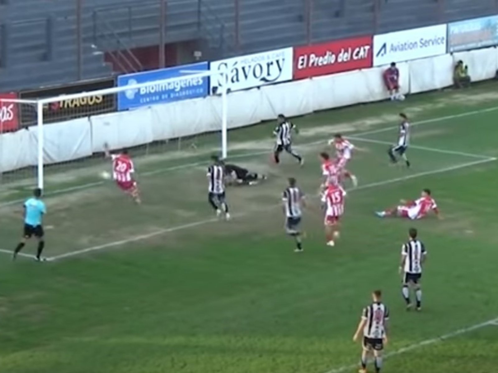 Talleres se lo empataba a Estudiantes en la última pero el árbitro dio por terminado el partido