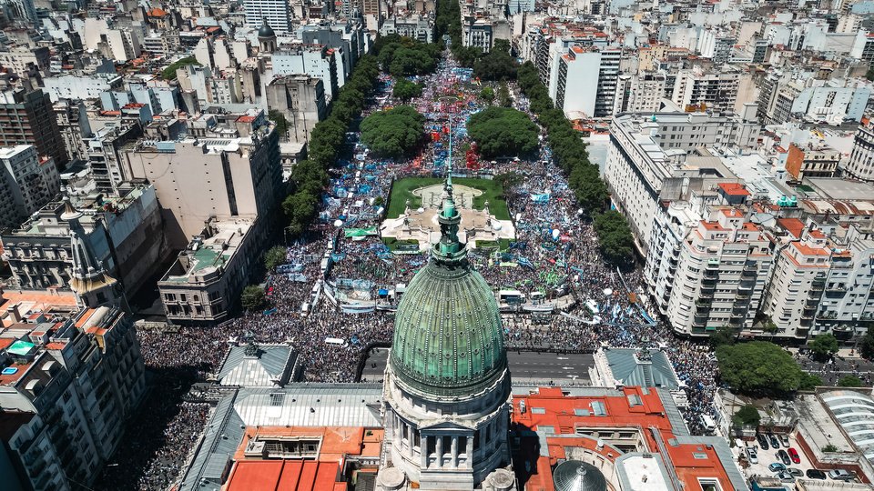 Todo listo para las 36 horas de protesta | El miércoles la CGT moviliza al Congreso en apoyo al reclamo de los jubilados y el jueves paro nacional