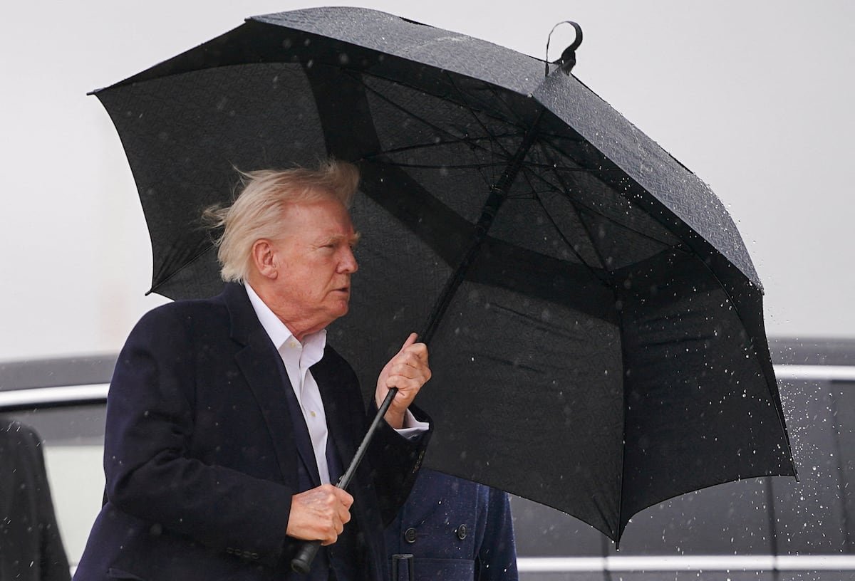 Trump excluye teléfonos, ordenadores y chips de los aranceles ‘recíprocos’ | Internacional