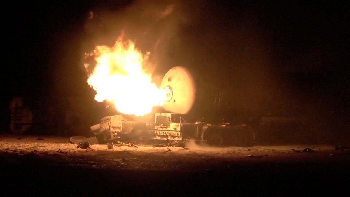 Un nuevo ataque de Estados Unidos contra Yemen causa al menos 74 muertos, según los rebeldes hutíes | Internacional