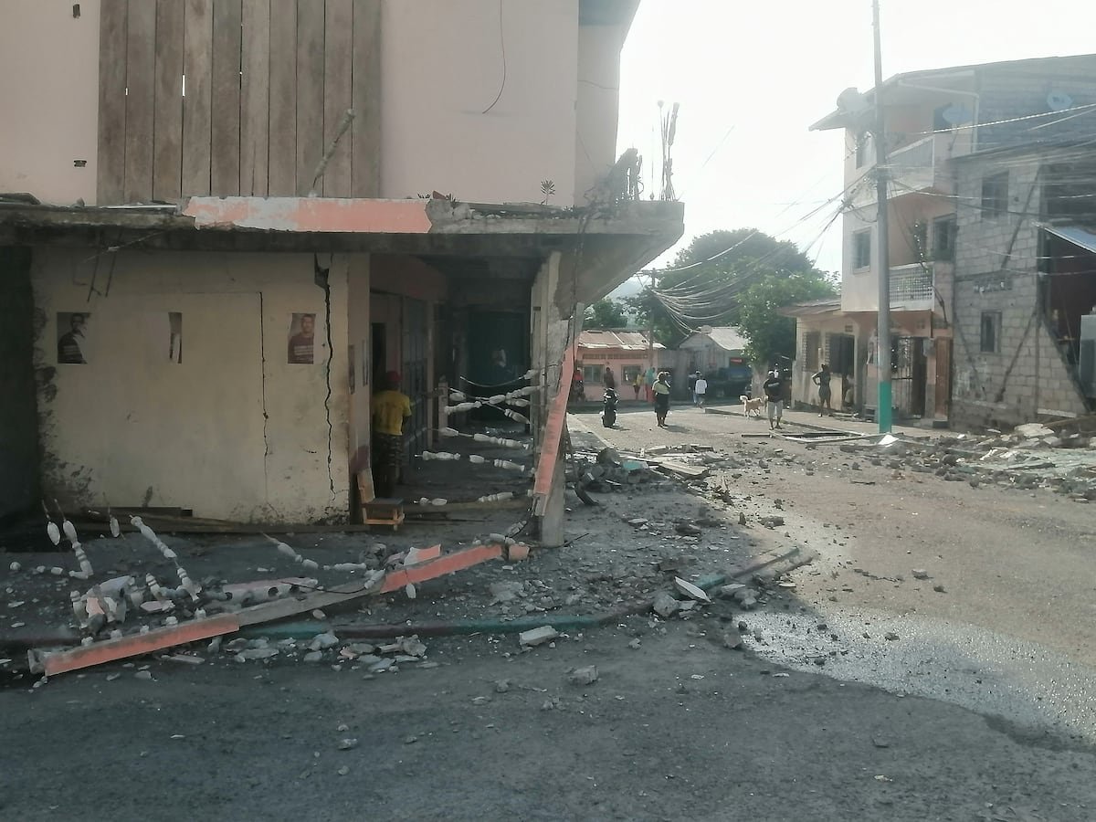 Un sismo de 6,3 en Ecuador provoca docenas de heridos