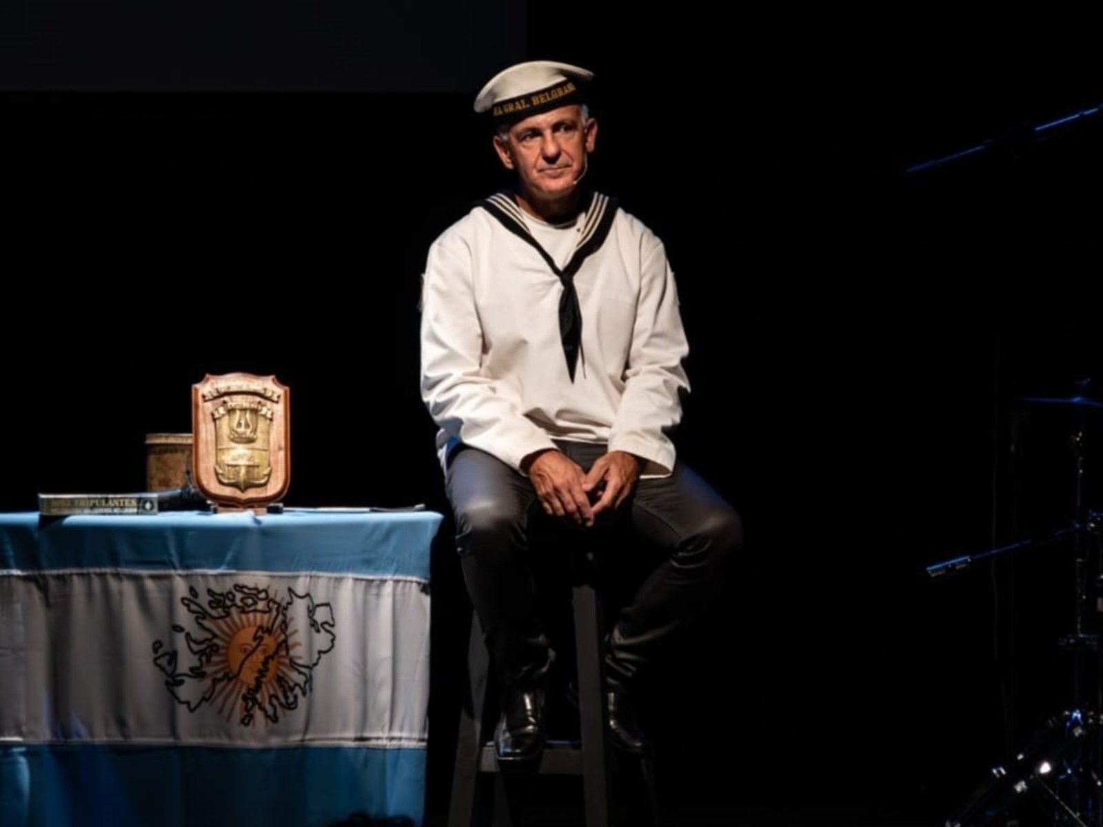 Un sobreviviente del Crucero General Belgrano cuenta su historia en una obra de teatro: “No soy ningún héroe”