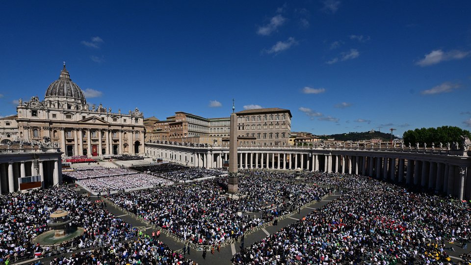 Una multitud despidió al papa Francisco en Roma