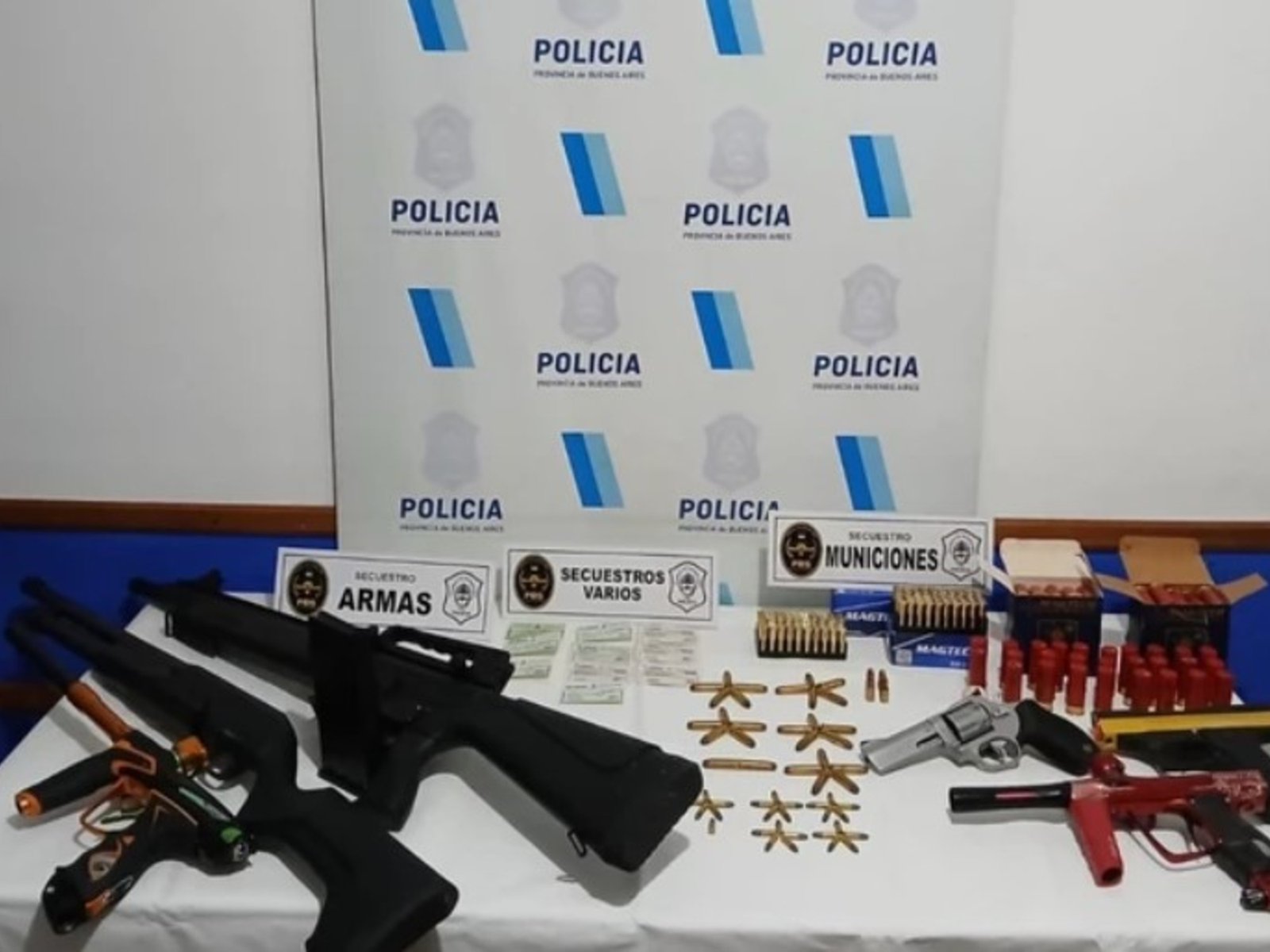 “Váyanse o me los llevo puestos a todos”
