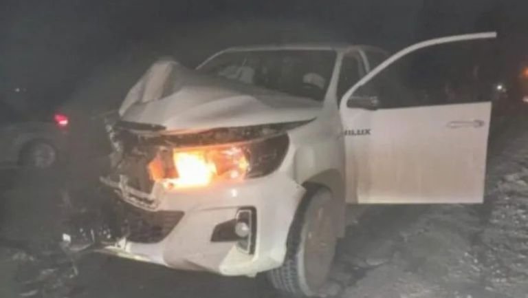 Violento choque en la Ruta 151: una Ranger sin luces impactó contra una Hilux