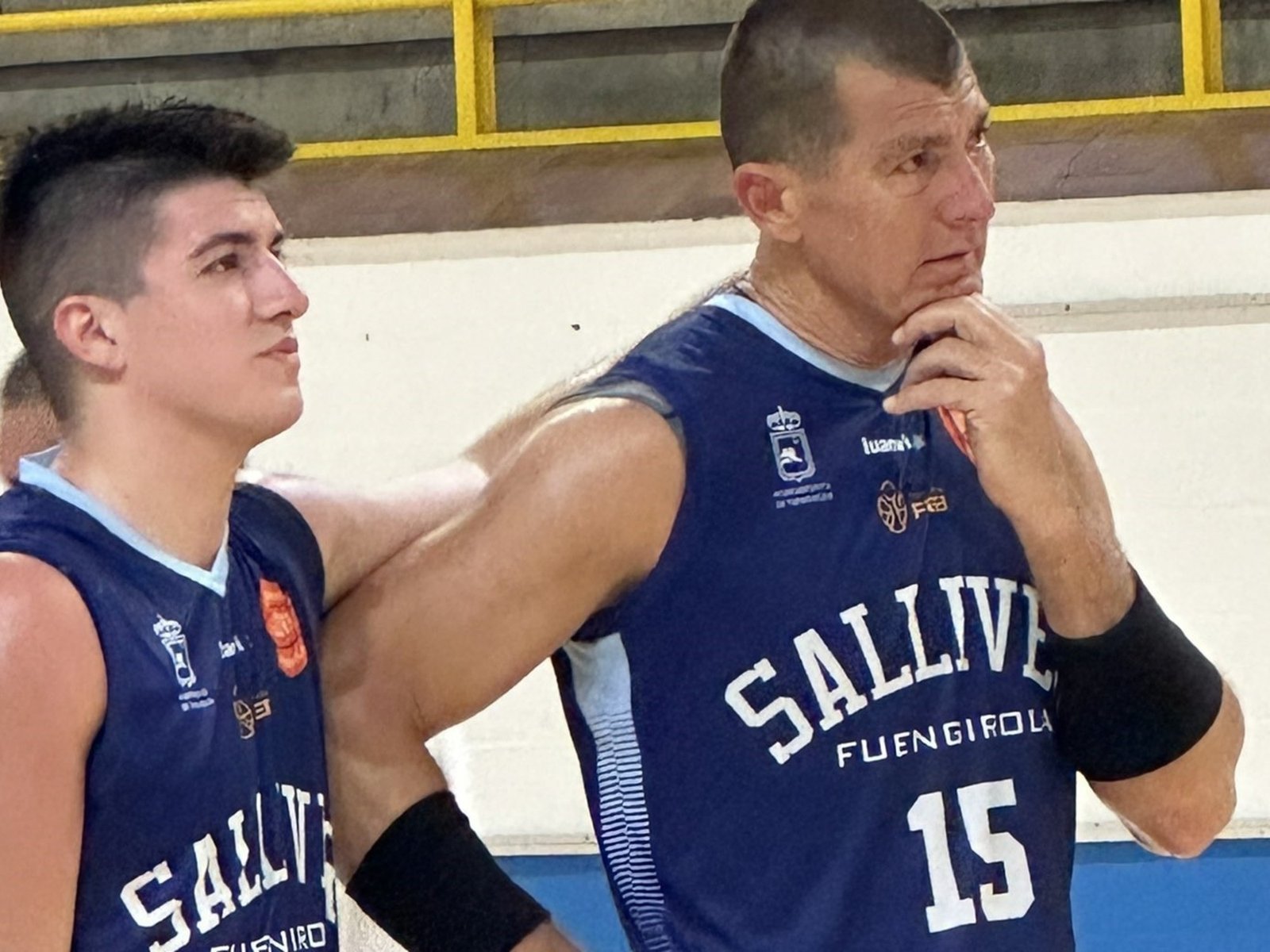 a los 51 años, el campeón olímpico jugó junto a su hijo su último partido en España