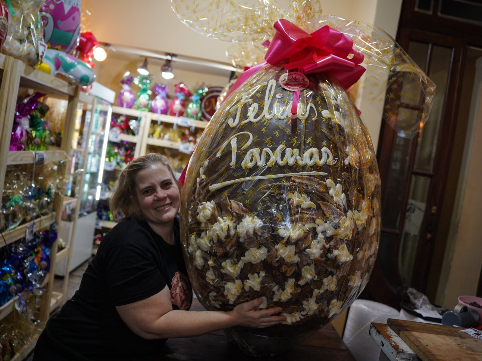 la historia del huevo de chocolate más grande de la Ciudad