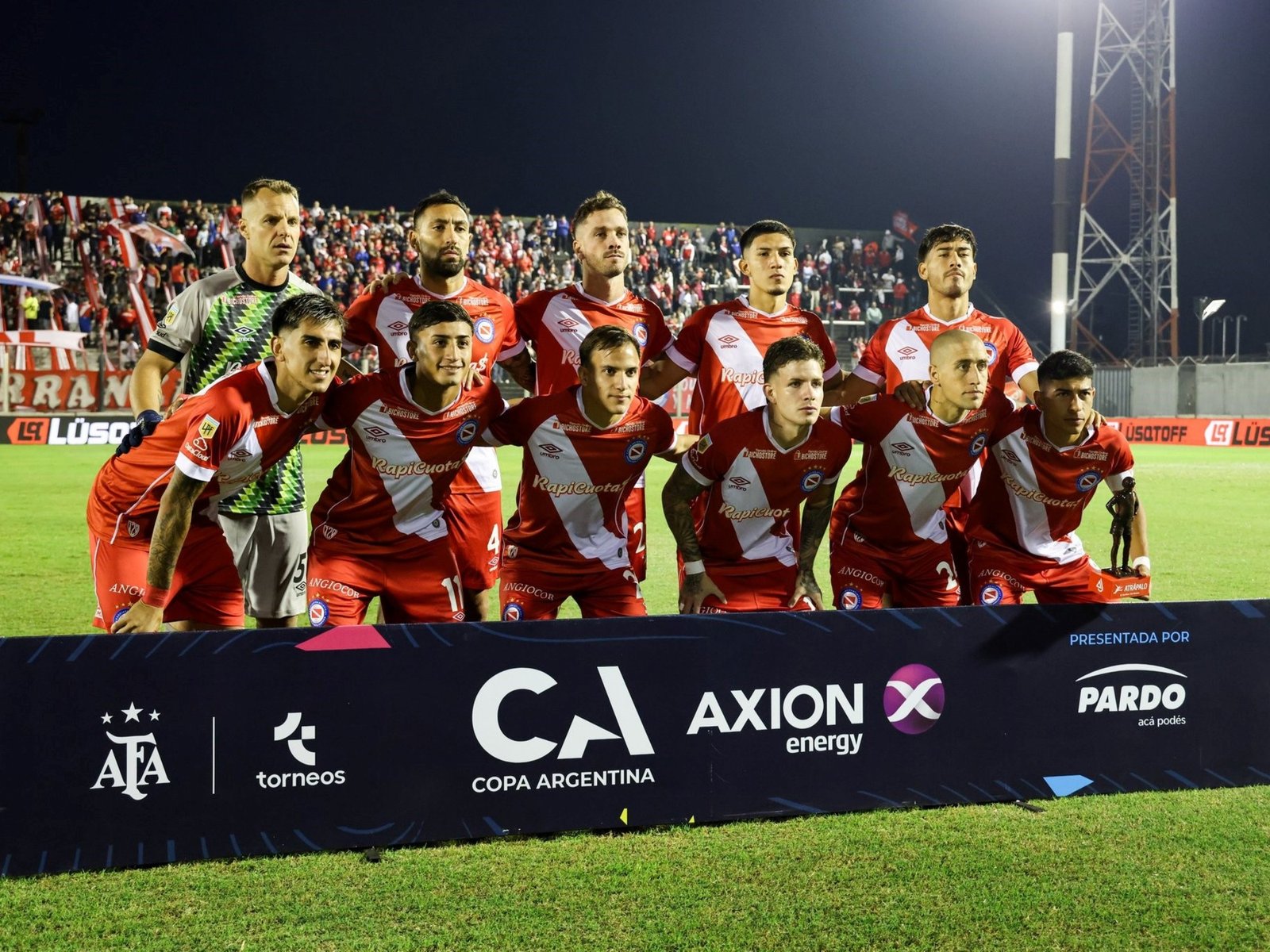 pasaron Independiente Rivadavia, Argentinos y Belgrano