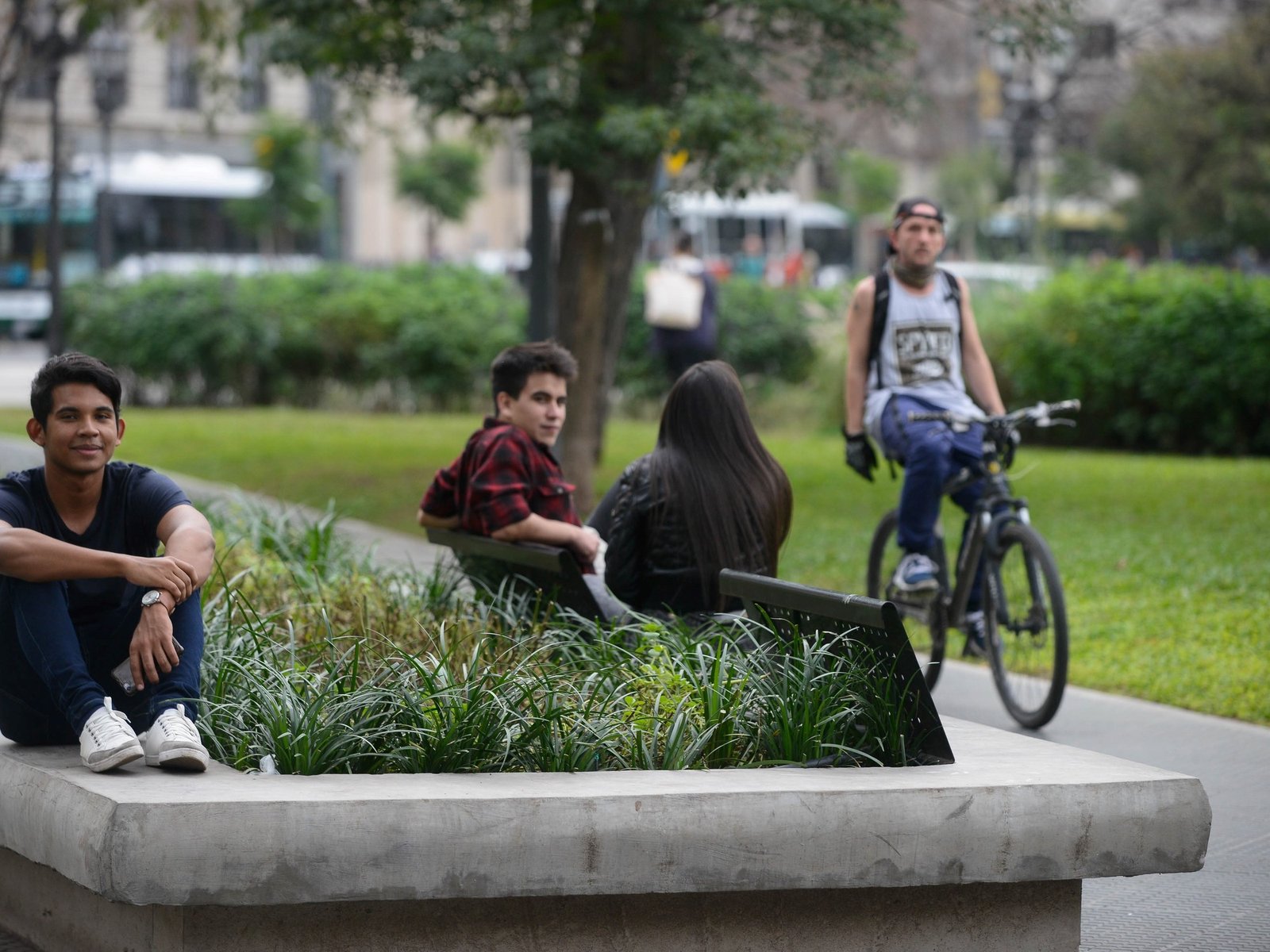 viernes con buen tiempo, pero habrá alerta por tormentas para la madrugada