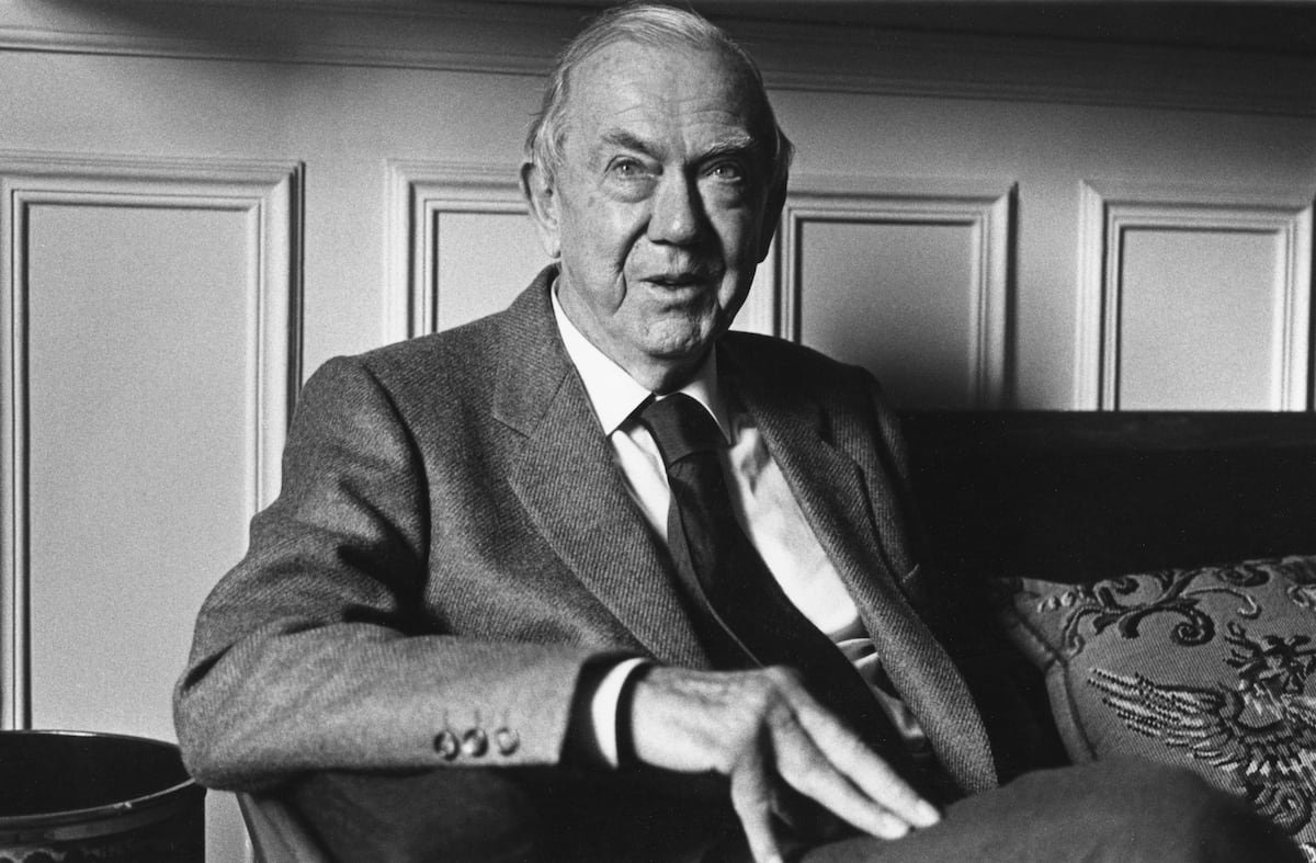 ¿Y si la electricidad pudiese curar? Las obsesiones de Graham Greene | El hacha de piedra | Ciencia