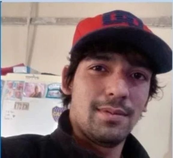 Analizan cámaras de seguridad en Comodoro y trabajan con canes para dar con el paradero de Centeno