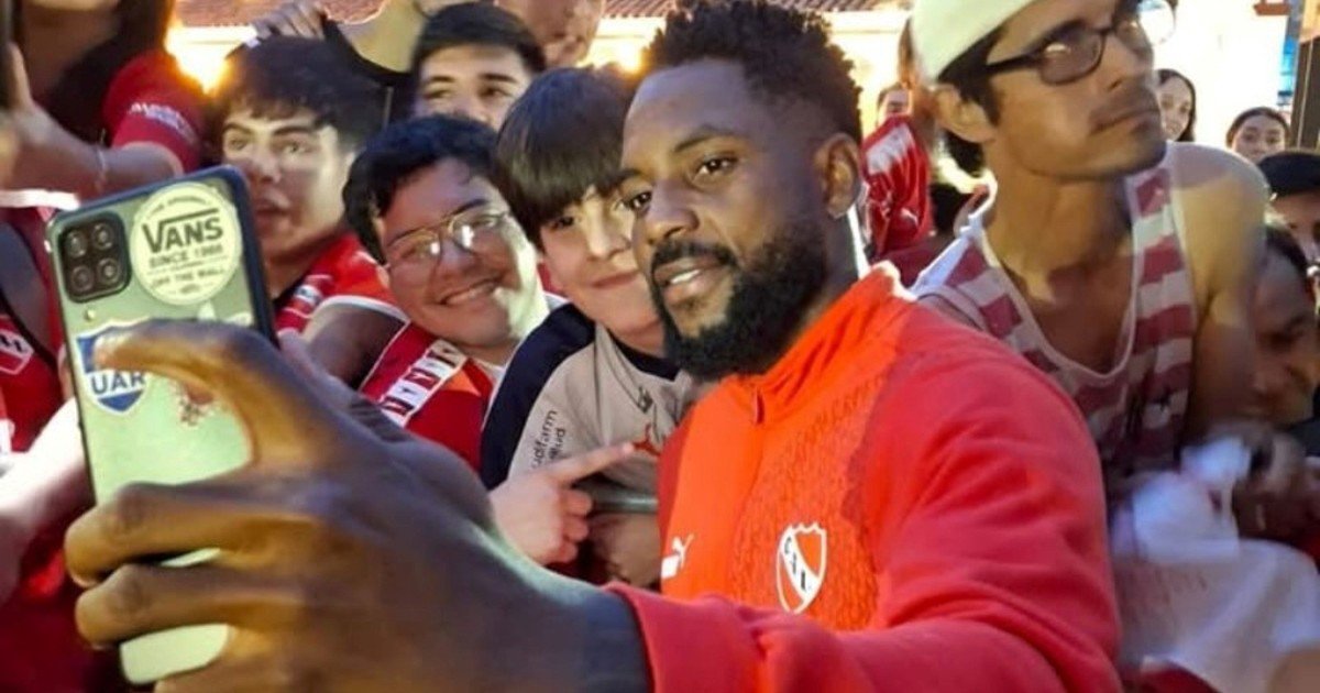 Angulo, picante antes del clásico: “Me guardé para hacerle un gol a Boca en la Bombonera” :: Olé