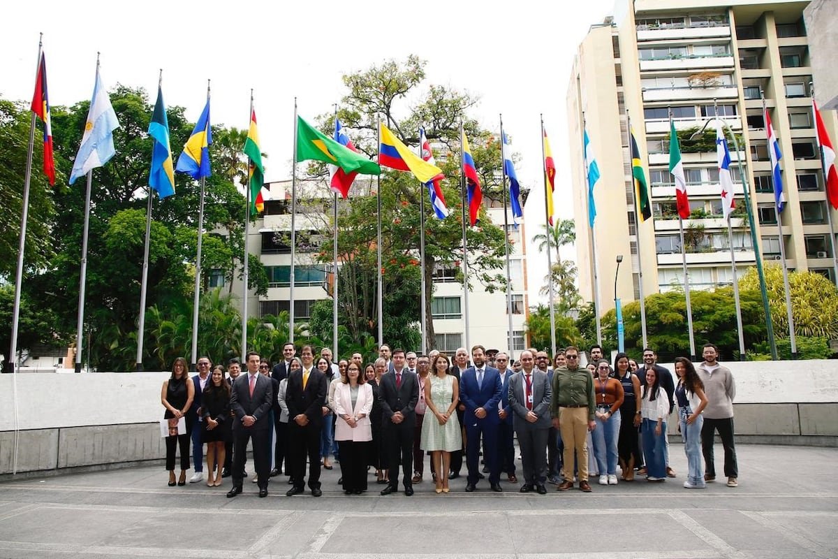 Antigua y Barbuda se convierte en nuevo país accionista de CAF | América Futura