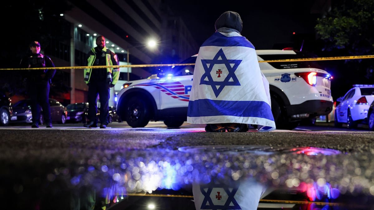 Asesinados a tiros en Washington ante el Museo Judío dos empleados de la embajada de Israel | Internacional