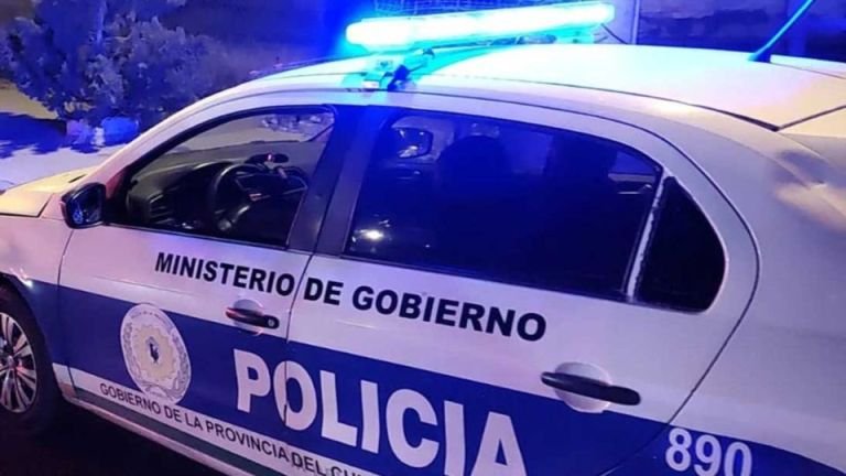 Atraparon a su vecino en su domicilio: “Dice que quiere protegernos”