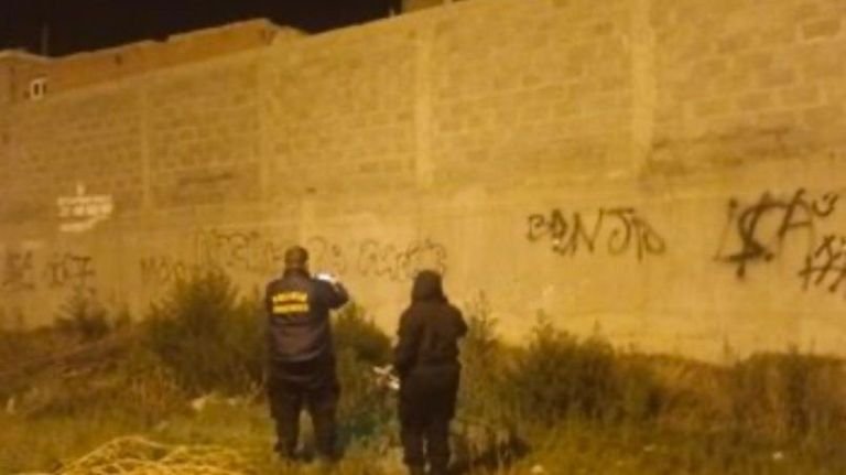 Cayó de un paredón al intentar robar una bicicleta y terminó con graves fracturas