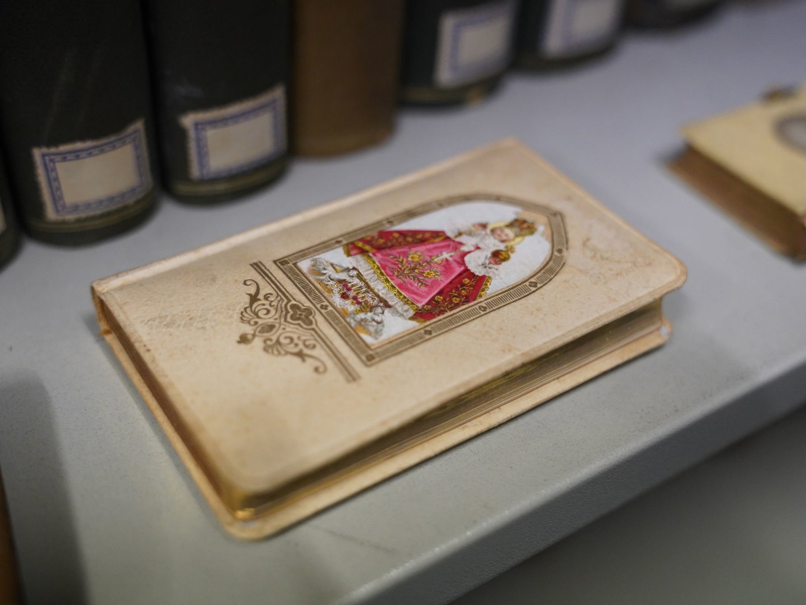 Cómo es la biblioteca porteña que inauguró el nuevo Papa León XIV