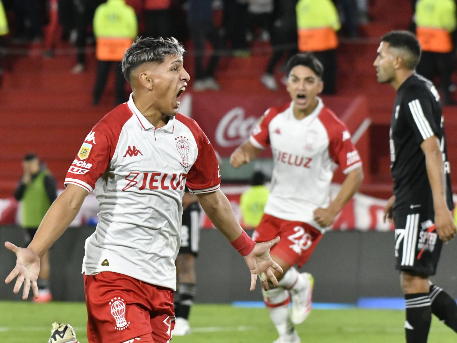 Cuándo y a qué hora juegan Rosario Central vs Huracán, por los cuartos de final del Torneo Apertura 2025