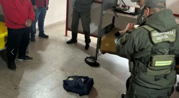 Detienen a un pasajero con 2 kilos de cocaína gracias a un perro antinarcóticos en la Ruta 3