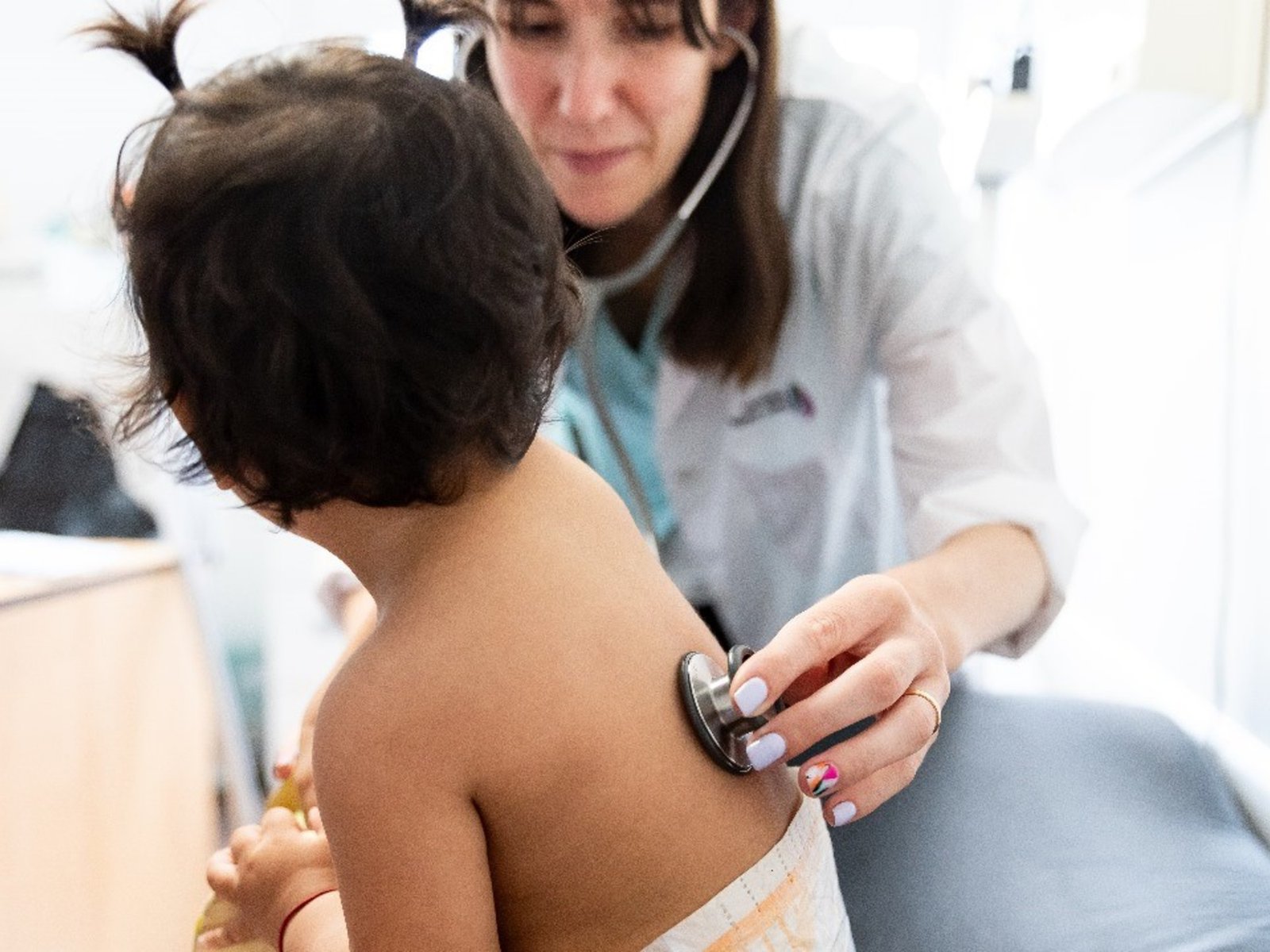 El Gobierno decidió quitar un requisito a los médicos que les permitirá evitar un trámite caro