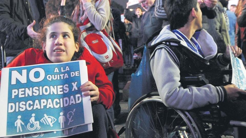 El gobierno bonaerense cuestionó los recortes en las pensiones por discapacidad | “Fue cruel, de manera inequitativa e injusta”