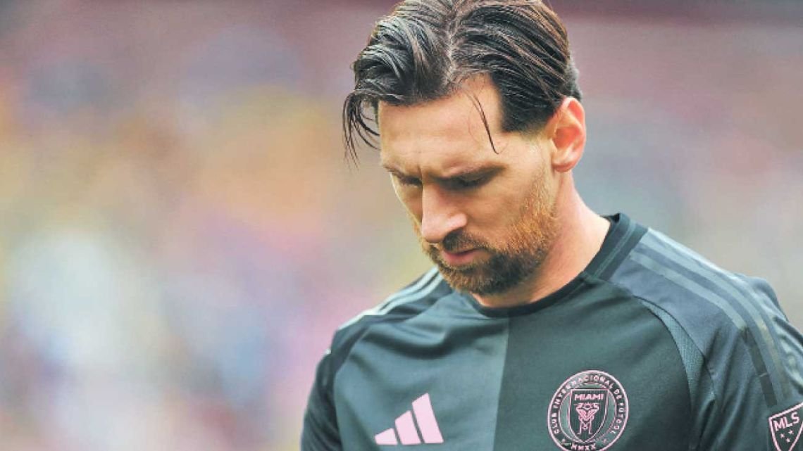 El ocaso injusto de un dios del fútbol