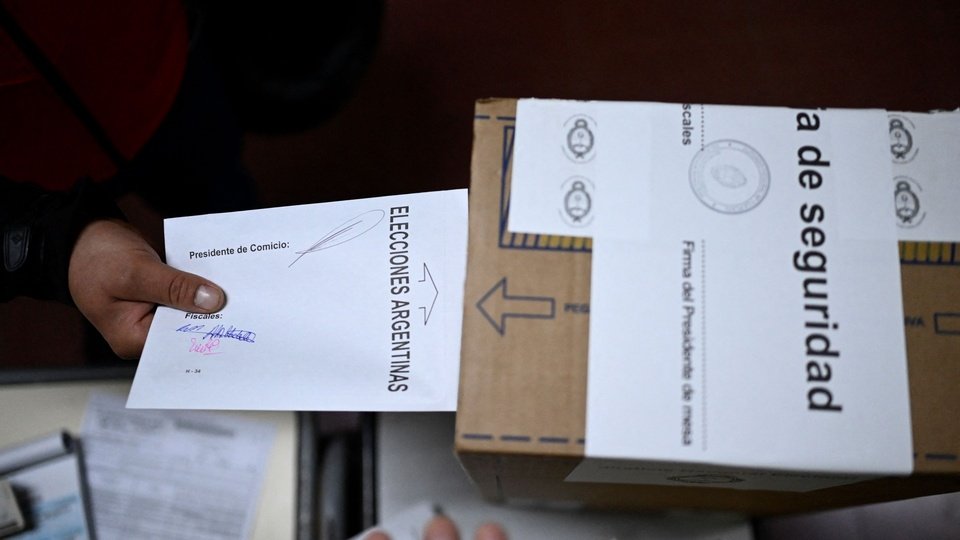Elecciones CABA 2025: cuál es el horario de votación este domingo 18 de mayo | ¿Cuándo termina la veda electoral?