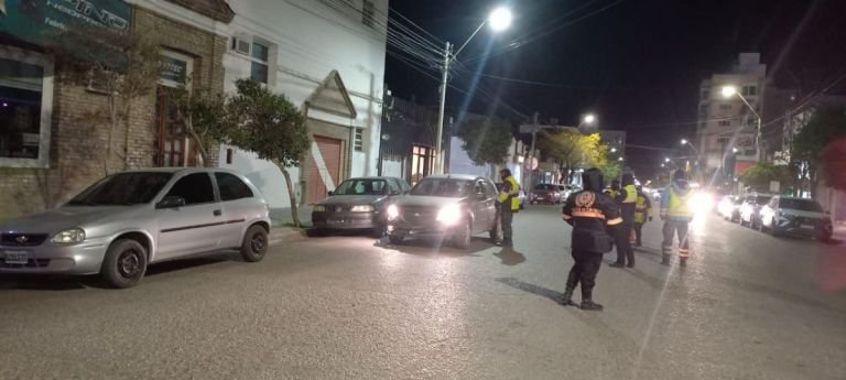 Estaba alcoholizado, chocó y se fugó
