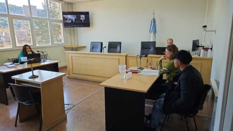 Ingresó al patio de una casa y fue detenido: evalúan una salida alternativa al juicio