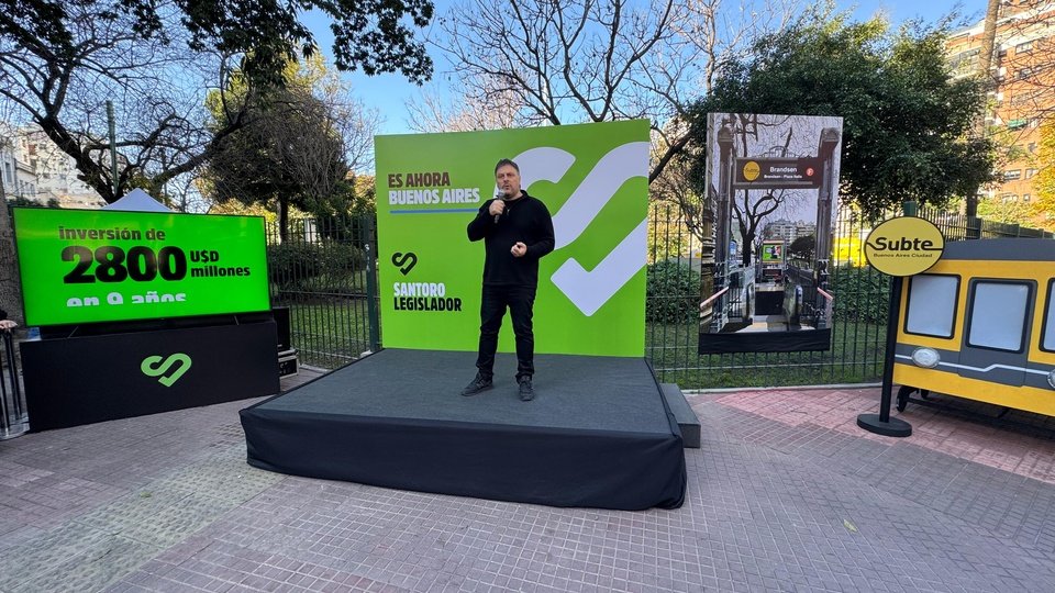 “La Ciudad se tiene que hacer cargo en serio del problema del transporte público” | Leandro Santoro anunció su propuesta de financiamiento para las Líneas F y G de subte