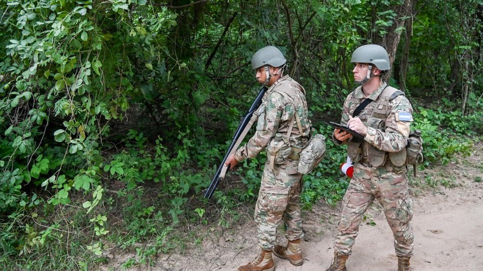 La Operación Roca “tiene la lógica de una declaración de guerra” | Abogados de DDHH alertan sobre el peligro de la injerencia del Ejército en seguridad interna 