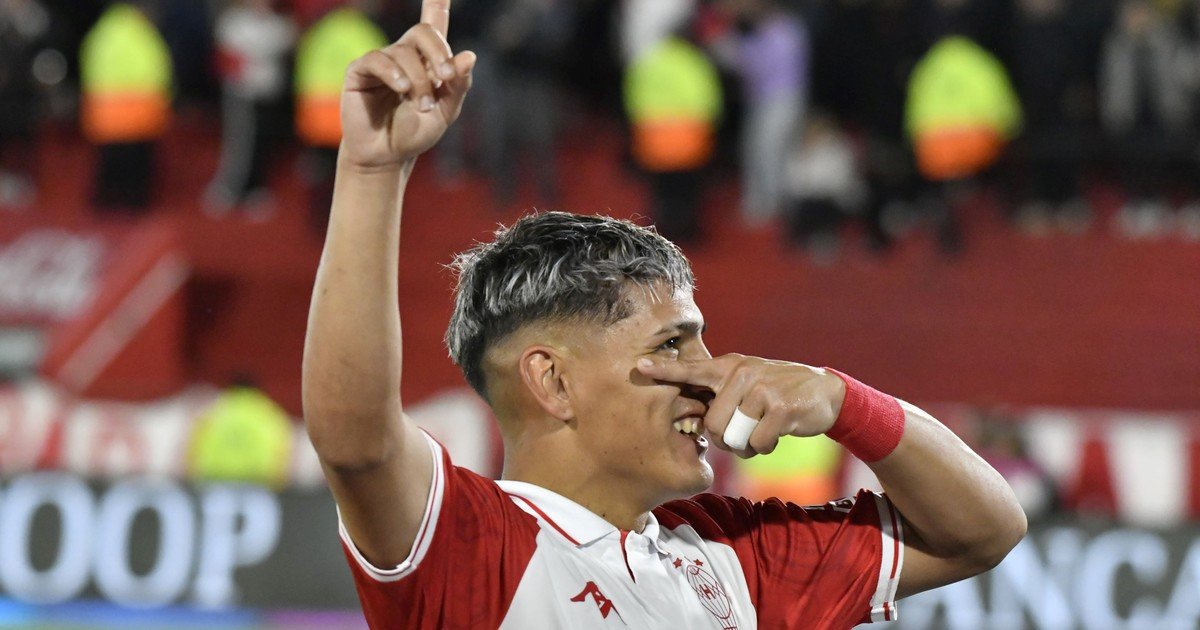 La Perla Ramírez, figura en el triunfo de Huracán: “La lesión me hizo más fuerte” :: Olé